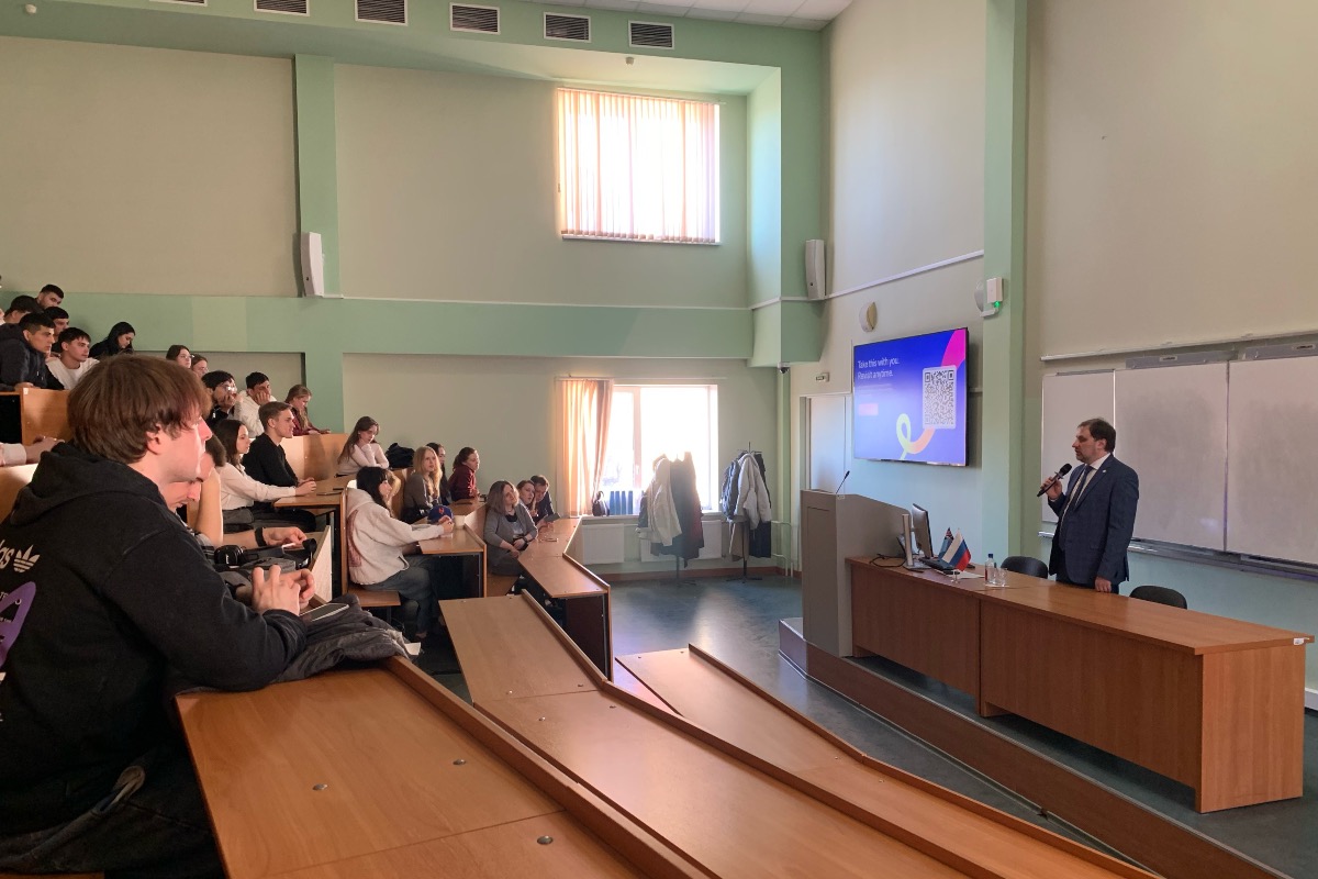 Открытая лекция Почётного консула Республики Фиджи в Северо-Западном регионе России Ф.Г. Ханина