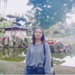 Софья Бабакова